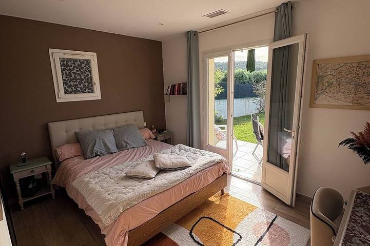 Location de vacances pour 8 personnes, avec piscine à La Roque-sur-Cèze - 2