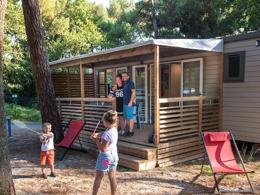 Camping Vacances André Trigano - Domaine de Montcalm - Mobilhome 6 personnes - Clim in Les Mathes, Côte de Beauté