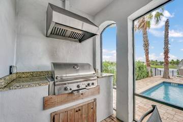 Villa for 10 Guests in Reunion (FL), Four Corners, Picture 4