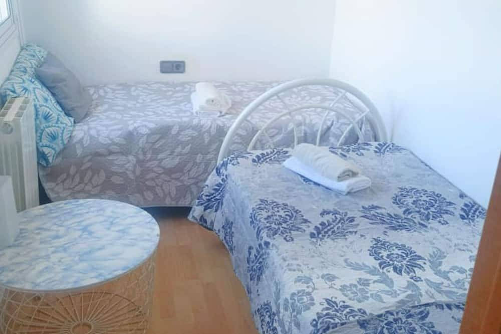 Casa Chalet Villa a solo 30 minutos playa y barcelona in Corbera de Llobregat, Interior de Barcelona