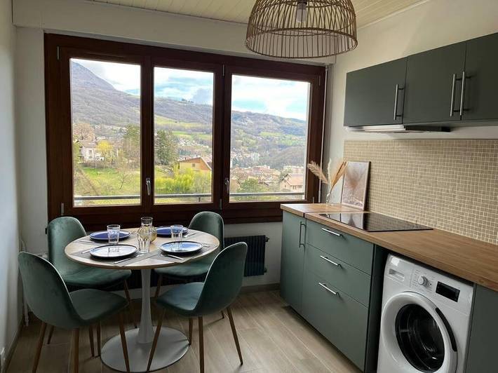 Gîte pour 4 personnes, avec vue et balcon à Bellegarde-sur-Valserine - 2