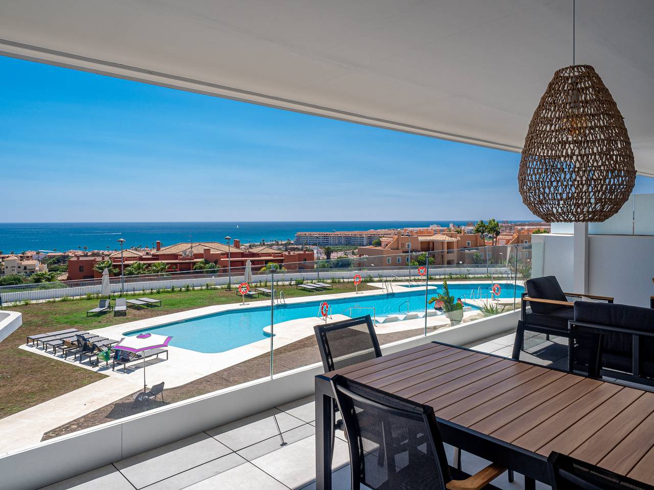 Apartamento entero, Via Celere 2325 Golf and Seaviews, Costa Del Sol in Marina de Casares, Casares
