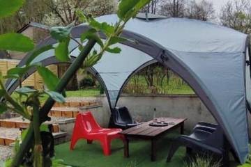 Gîte pour 4 personnes, avec jardin à Langeais