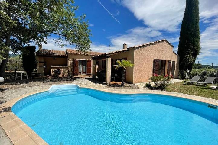 Villa pour 6 personnes, avec terrasse et jardin à Flayosc