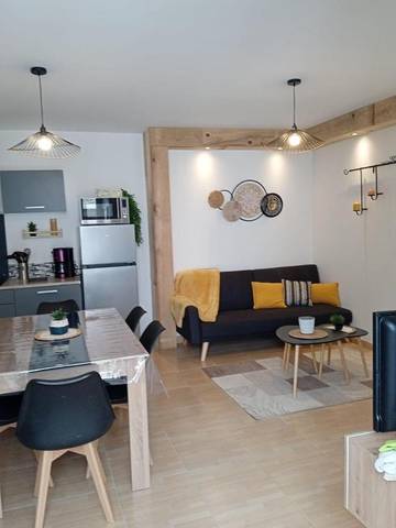 Gîte pour 6 personnes, animaux acceptés à Rustiques
