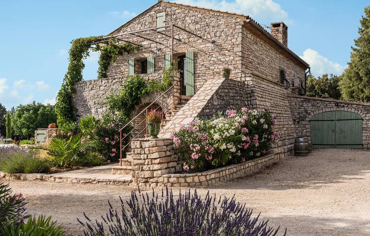 Location de vacances pour 8 personnes, avec Terrasse et Piscine à Orgnac-l'Aven - 3