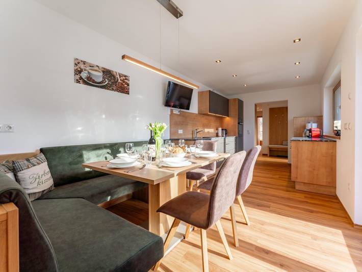 Ganze Wohnung, Sonnige Wohnung mit fantastischer Aussicht
 in Stuhlfelden, Pinzgau