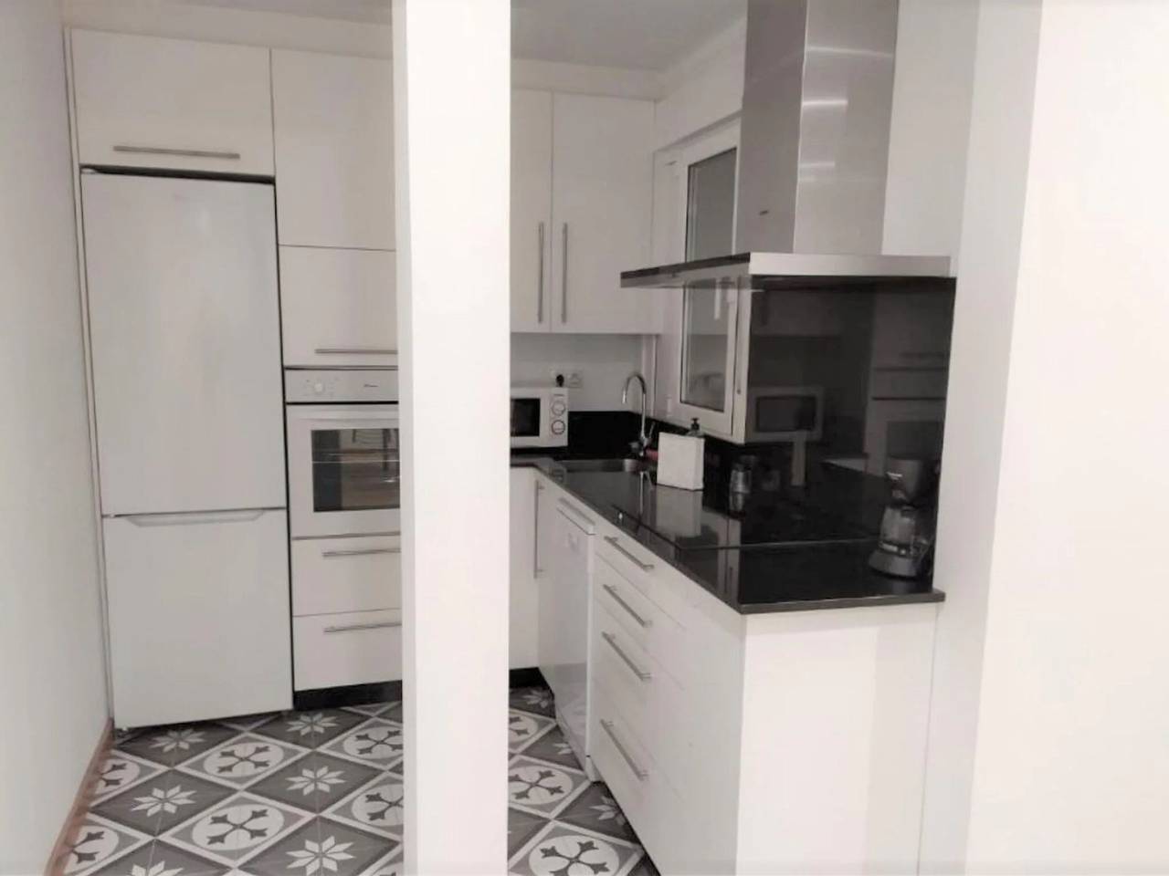 Entire apartment, Inviting Apartment in Ourense with Private Terrace in Ourense, Ourense Region