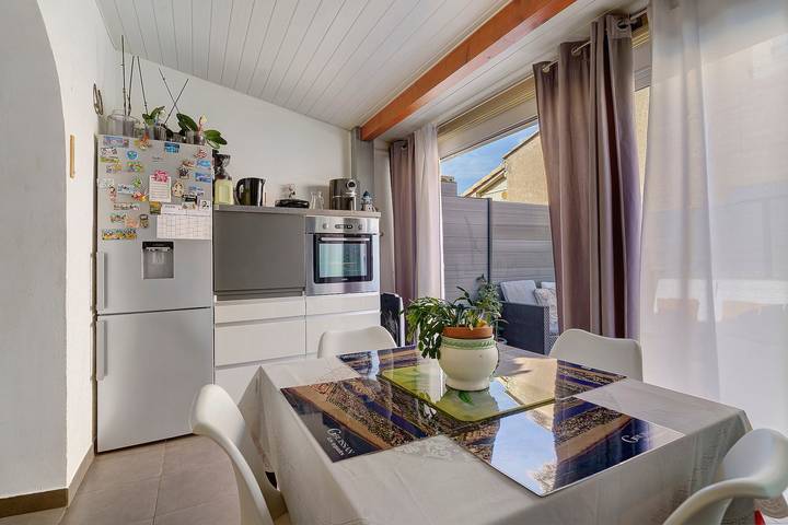 Villa Rosina avec terrasse privée, Wi-Fi et climatisation in Gruissan (Ville), Gruissan