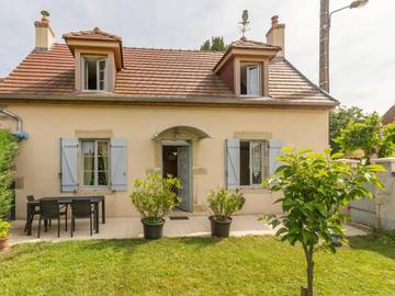 Gîte pour 5 personnes dans Champdôtre