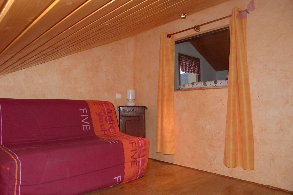 Hautes-Vosges Chalet 3*** non fumeur, grand terrain, proche commerces,  chemi in Saulxures-sur-Moselotte, Parc naturel régional des Ballons des Vosges