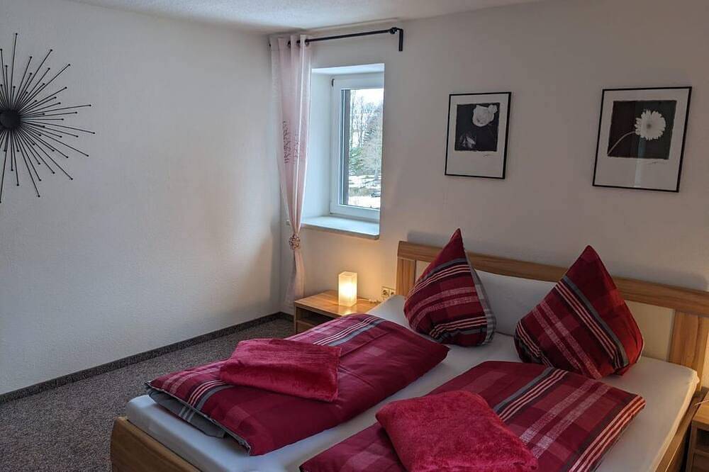 Ganze Wohnung, Ferienwohnung Wally - Ferienwohnungen Schönherr in Schlettau, Erzgebirge