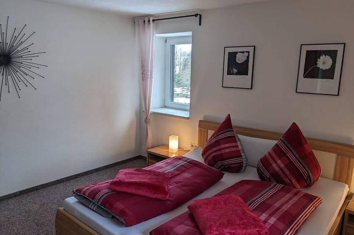 Ganze Wohnung, Ferienwohnung Wally - Ferienwohnungen Schönherr in Schlettau, Erzgebirge