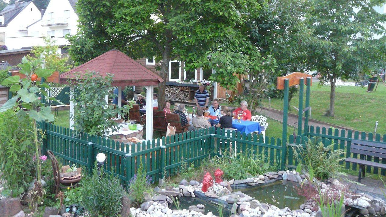 Geheel vakantieappartement, Vakantieappartement voor 2 personen met terras in Saarburg, Mosel-Saar