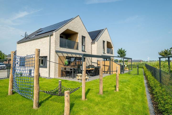 Ferienhaus für 8 Personen, mit Balkon und Balkon/Terrasse sowie Whirlpool und Terrasse in Hohenkirchen (Wangerland) - 4