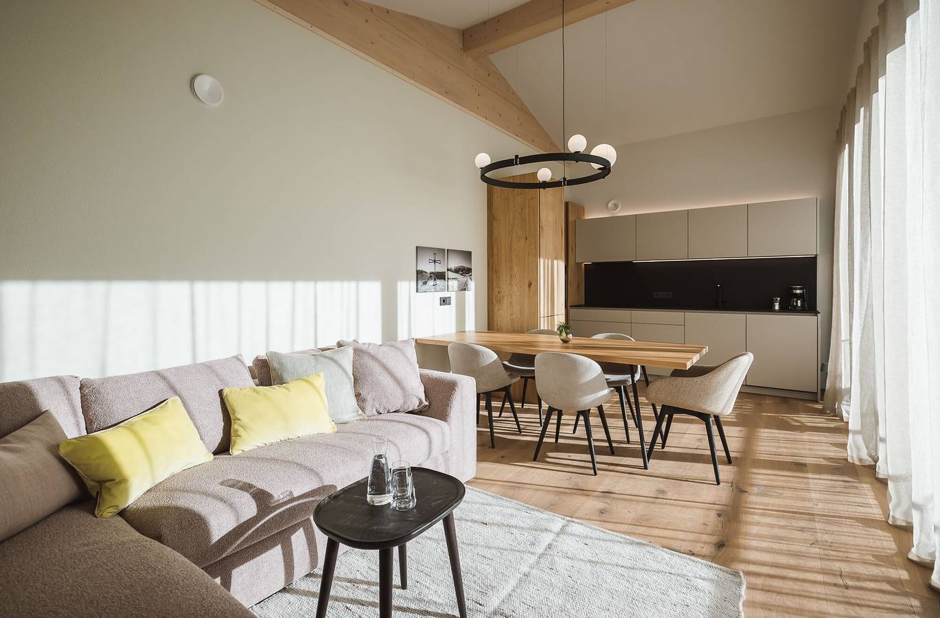 Ganze Wohnung, Ferienwohnung 'Nature Sonne' mit Bergblick, Terrassen & Wlan in Luttach, Zillertaler Alpen