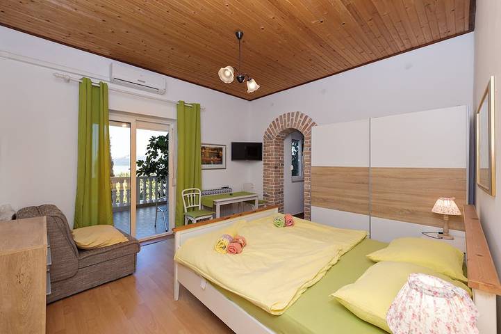 Haus mit Blick auf Paradies Strand in Lopar, Rab