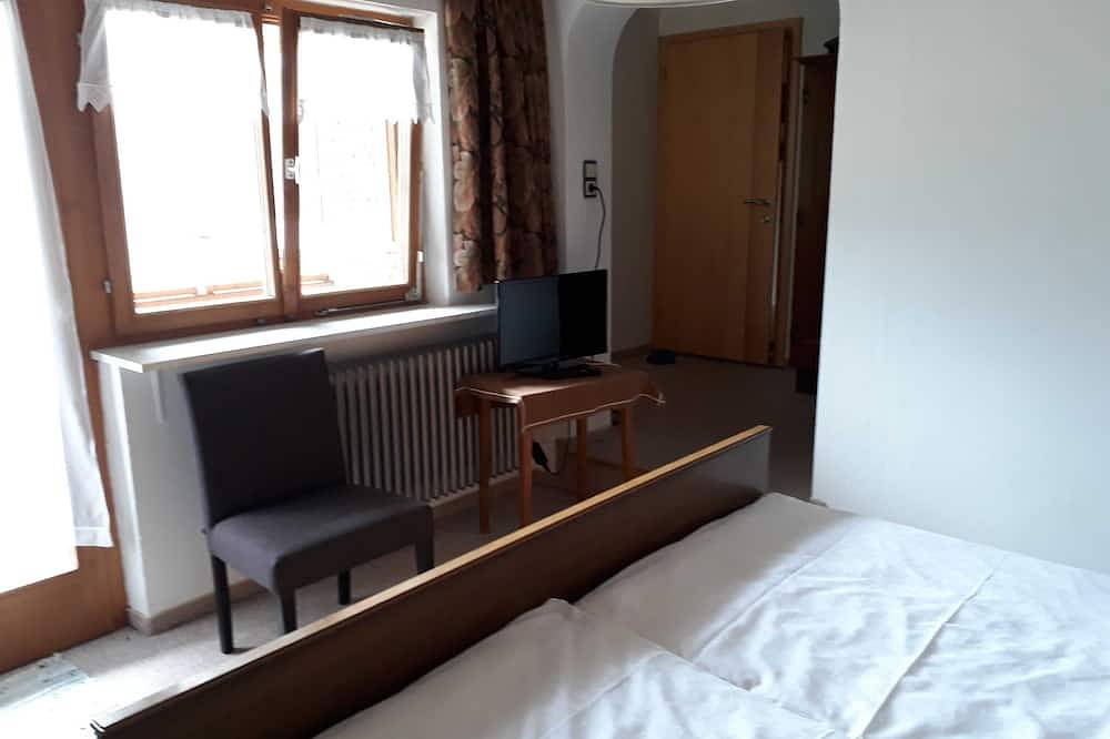 Doppelzimmer (Typ A)  Z-Nr. 1 - Greber Christine - Frühstückspension Fernblick in Schoppernau, Bregenzerwald