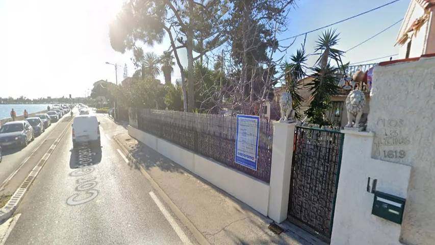 Gîte pour 5 personnes, avec Balcon et Terrasse dans Plage des Sablettes - 4