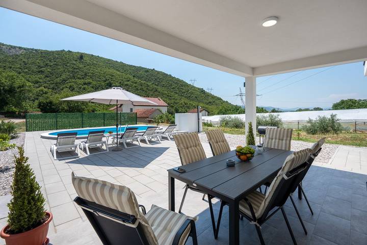 Ferienhaus für 6 Personen mit Balkon/Terrasse in Bosnien und Herzegowina