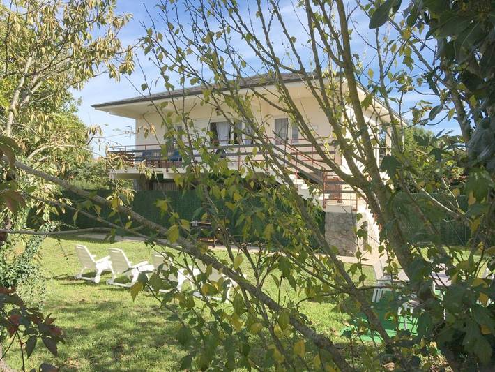 Location de vacances pour 21 personnes, avec jardin à Noja - 2