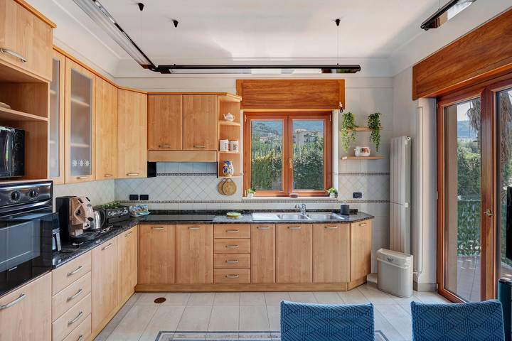 Location de vacances pour 7 personnes, avec jardin à Sorrento - 2