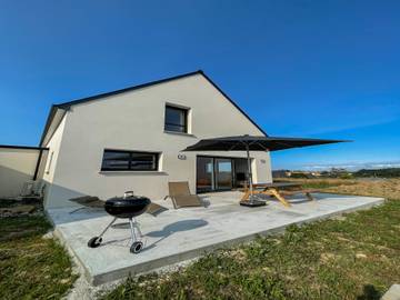 Location de vacances pour 6 personnes, avec jardin et terrasse à Saint-Pabu