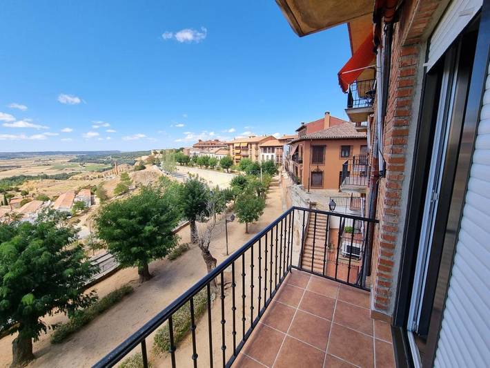 Apartamento de vacaciones para 5 personas, con vistas y balcón - 1