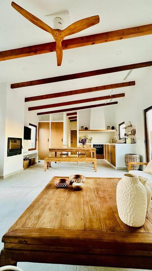 Chalet para 8 personas, con jardín además de piscina y vistas - 1
