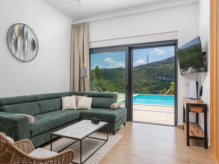 Afslappet familievilla med privat pool in Naklice, Split-Dalmatien
