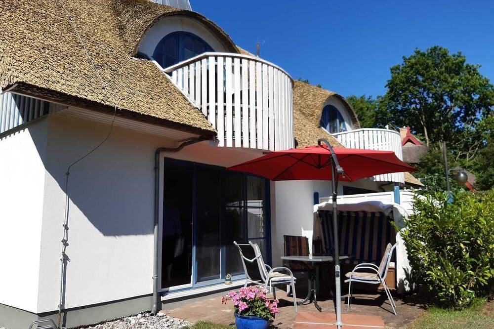 Ganze Wohnung, Hetz mich nicht - moderne Eg-Fewo mit Südterrasse & Strandkorb in Wieck a. Darß in Wieck am Darß, Fischland - Darß - Zingst