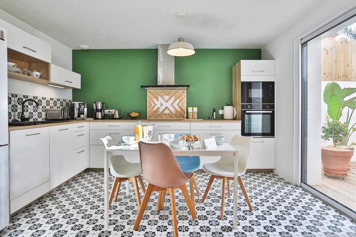 Location de vacances pour 8 personnes, avec terrasse et jardin dans Office De Tourisme De Brem Sur Mer - 3