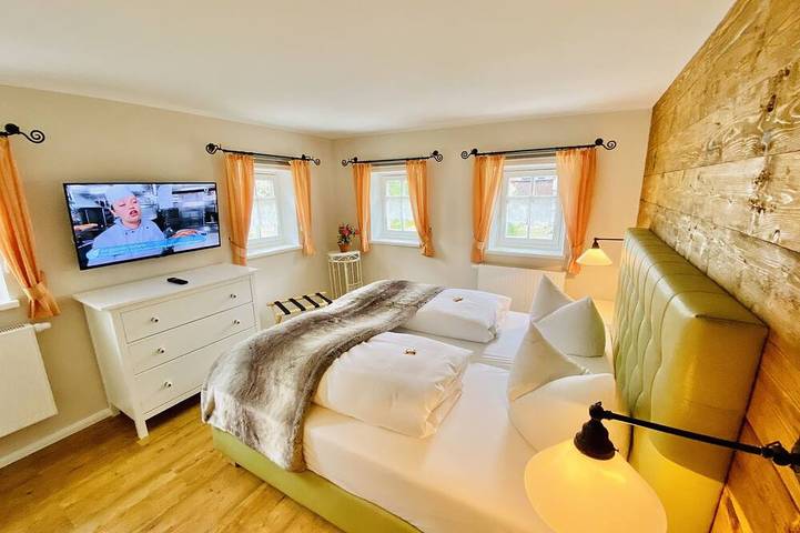 Ferienwohnung für 5 Personen, mit Garten, mit Haustier in Waltersdorf - 2