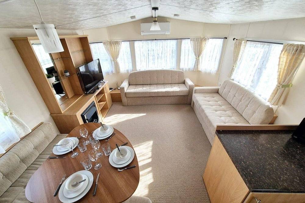 Birchington Vale Delta Sapphire in Kent