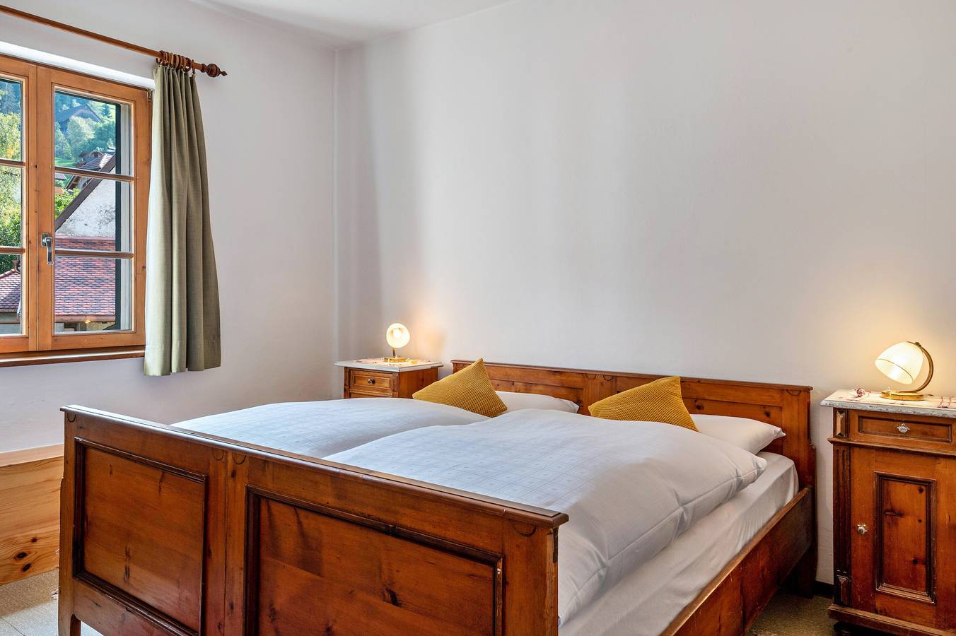 Zimmer 'Hirschen Aldo' mit Bergblick, Gemeinschaftsterrasse und Wi-Fi in Sarnthein, Sarntal