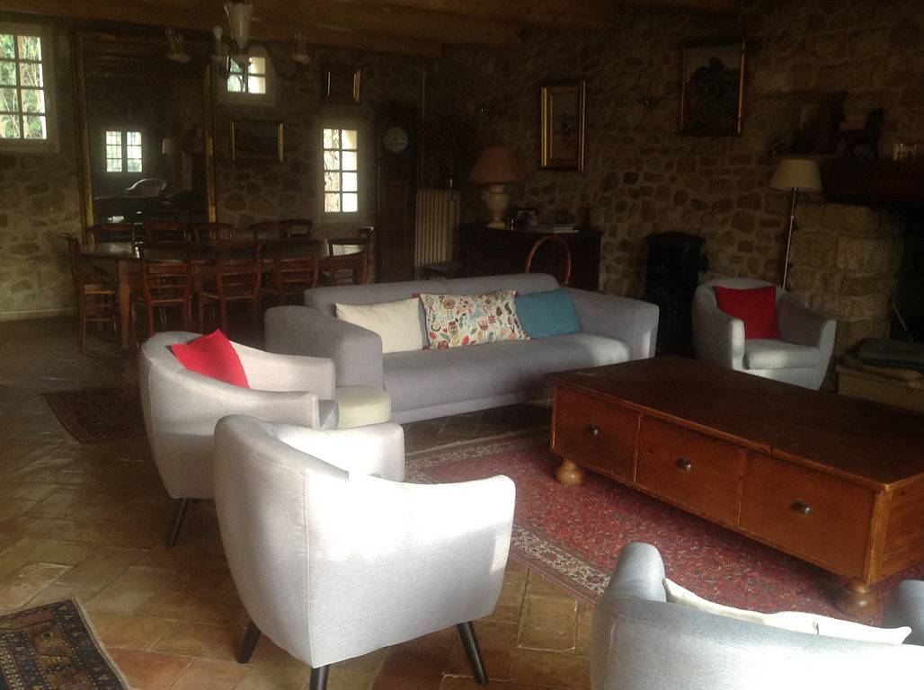 Grand mas provençal, de 18 à 26 personnes ( prix en fonction ) in Monteux, Vaucluse