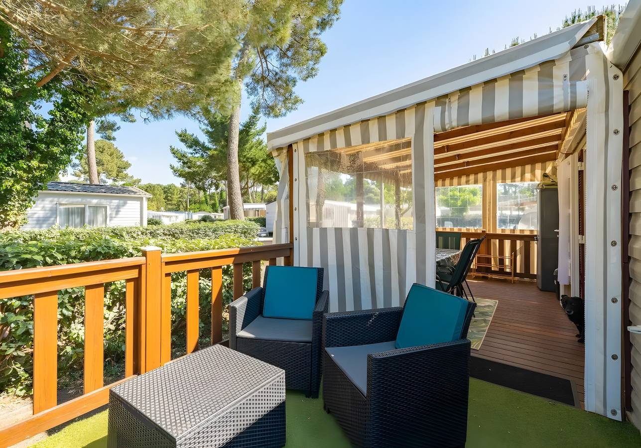 Mobil-home 'Mh324 La Tremblade' con piscina compartida, terraza privada y aire acondicionado in La Tremblade, Côte de Beauté