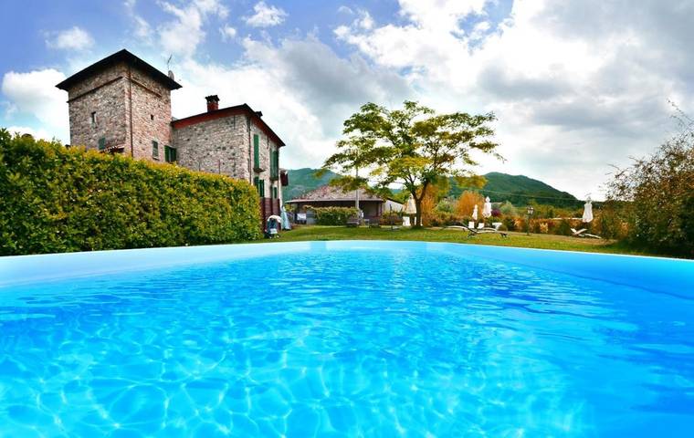 Casa vacanza per 2 persone, con Giardino e Piscina nonché Panorama a Bobbio