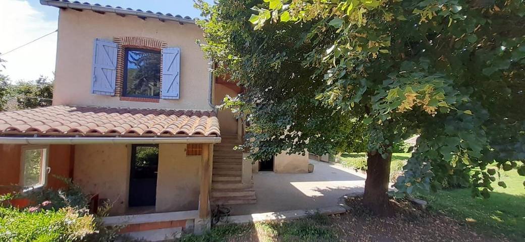 Maison de vacances pour 7 personnes, avec Balcon et Jacuzzi ainsi que Terrasse et Jardin à Cahors