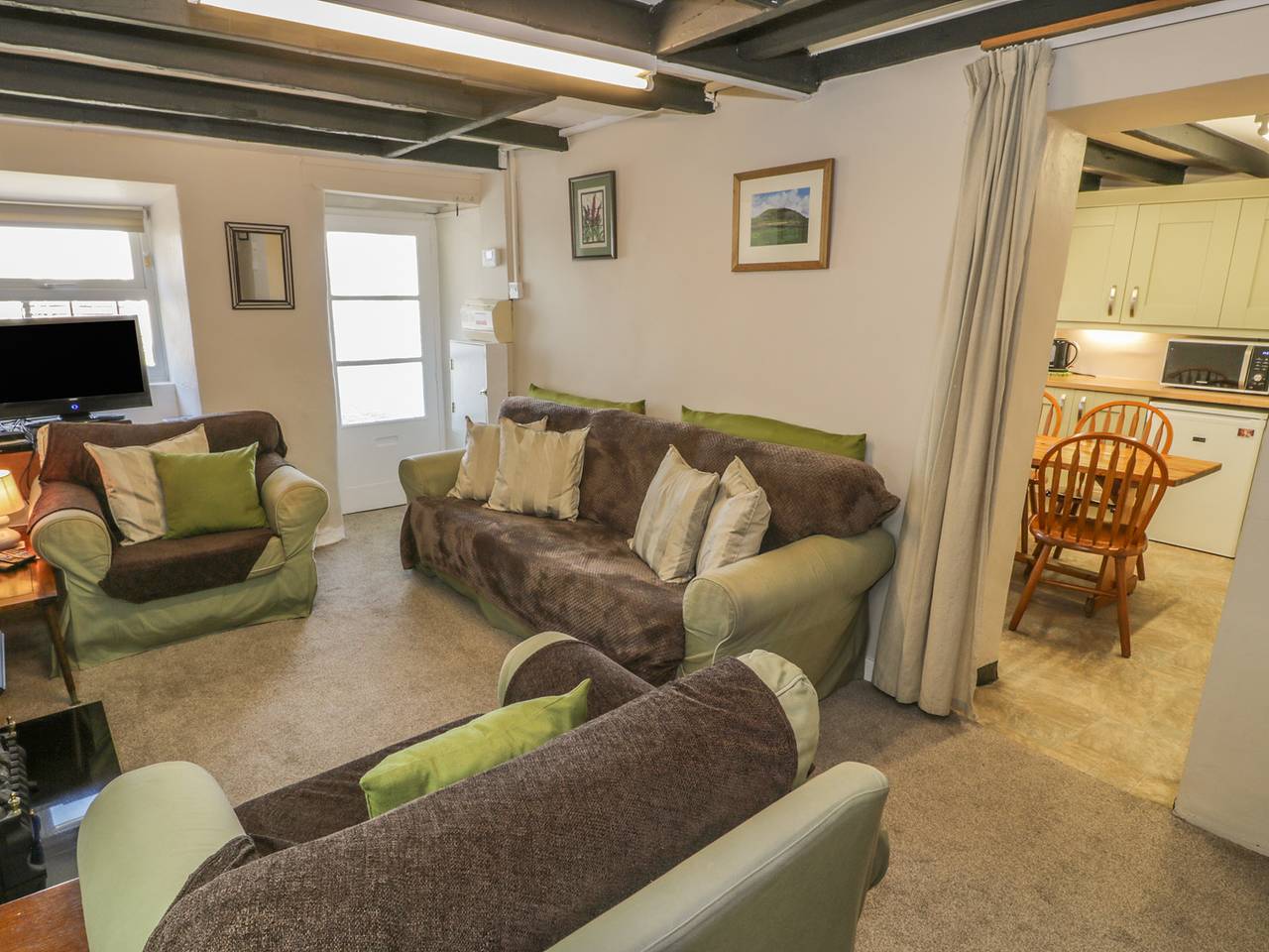 Ty Uchaf in Dyffryn Ardudwy, Snowdonia