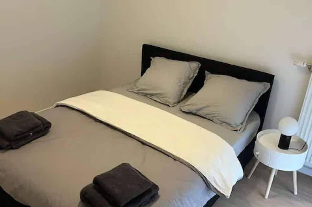 Entire apartment, Chez David in Villejuif, Val-de-Marne