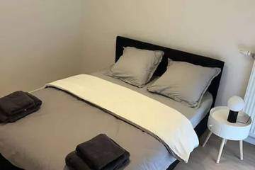 Appartement De Vacances pour 5 Personnes dans Villejuif, Val-de-Marne, Photo 4