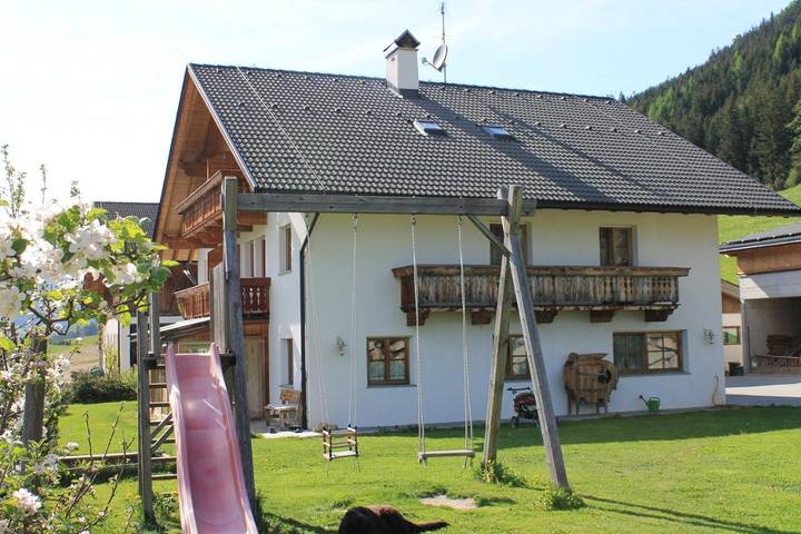 Gîte pour 4 personnes, avec jardin à Villabassa - 2