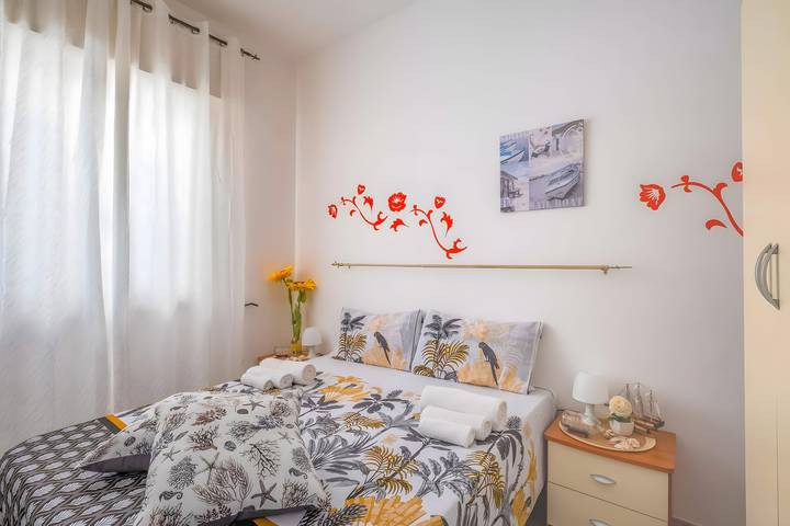 Casa Vacanze 'Coastal Harmony Villa' con Terrazza Privata, Wi-Fi e Aria Condizionata in Porto Cesareo, Golfo di Taranto