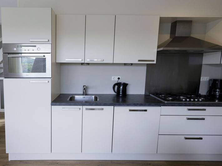 Ferienhaus für 8 Personen, mit Terrasse und Pool sowie Sauna in Heimbach - 3
