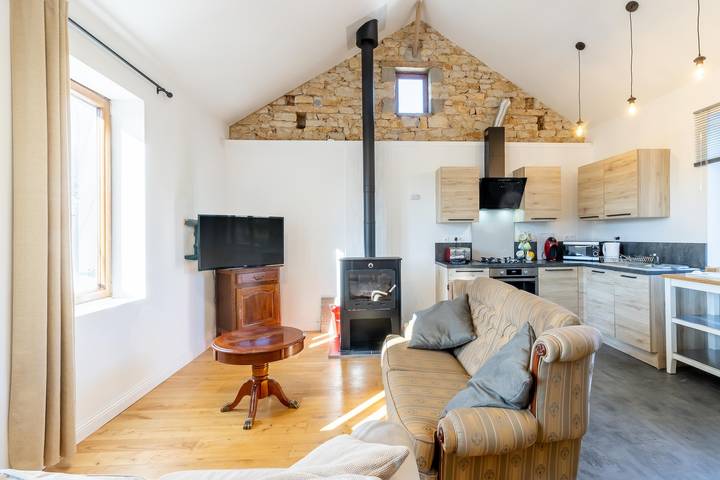 Gîte La Grange – Comfort e Relax nel Cuore del Périgord Vert in Saint-Martial-d'Albarède, Périgord Vert