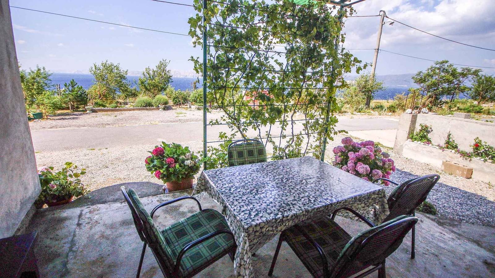 Holiday home mit Terrasse  in Senj, Kvarn land
