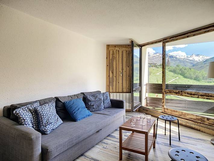 Ganze Wohnung, Renovierte Wohnung am Fuße der Pisten mit Balkon für 6 Personen in Les Menuires, Saint-Martin-de-Belleville