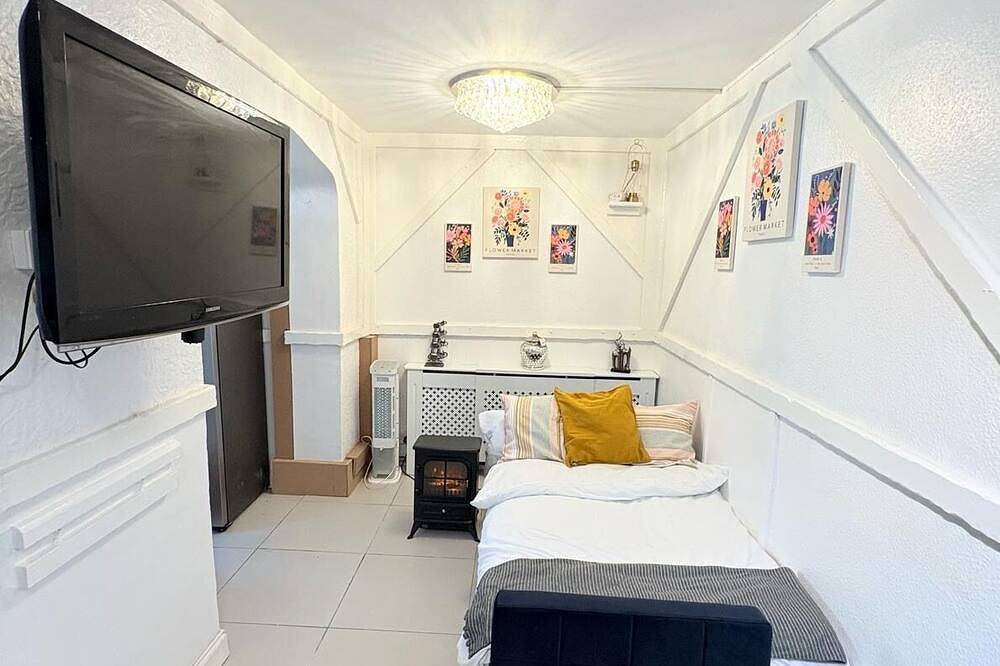 \n\tj&J Contractors or family stays\n4-Bedroom Serviced accommodation  in Bexley, Londres