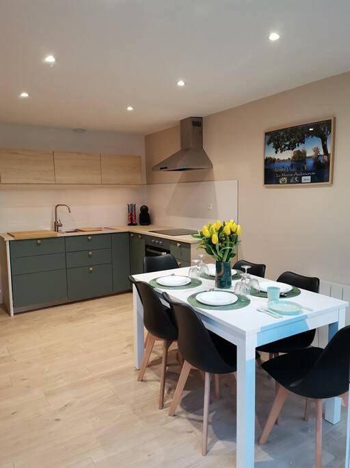 Location de vacances pour 8 personnes, avec terrasse et jardin à Moulle - 2